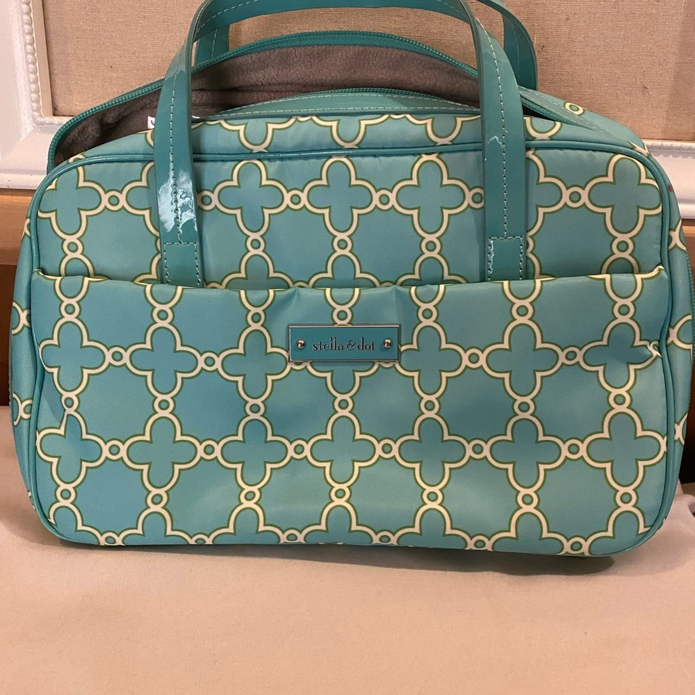 Stella and Dot logo multi pocket zipped jewelry bag